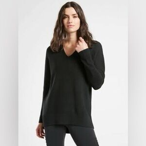 ATHLETA Hanover Refined V-Neck Merino Wool Sweater